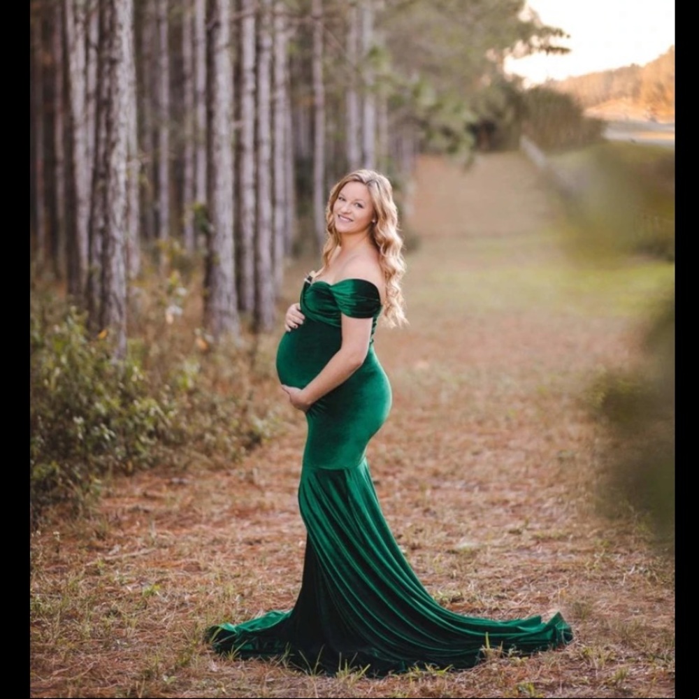 CHICABOO JUNIPER GREEN VELVET {ATHENA} MATERNITY GOWN WITH PULL ON SLEEVES